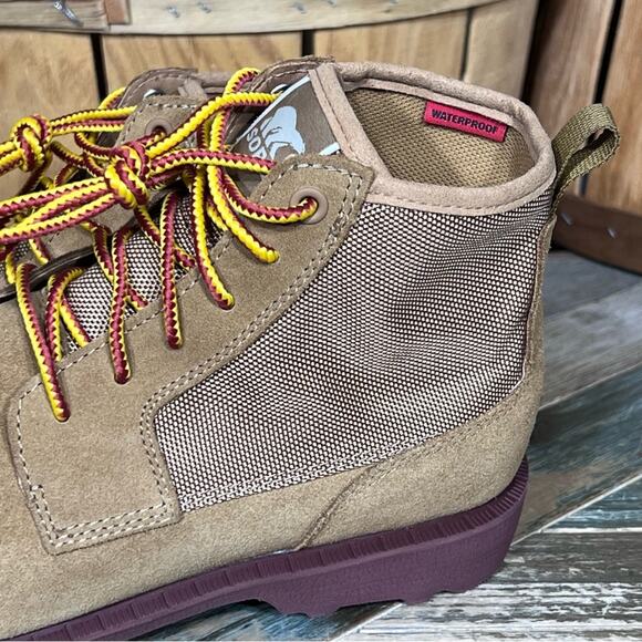 Sorel Caribou OTM Buff Madder Brown Suede Waterproof Chukka Boot Mens Size 8 main image 10